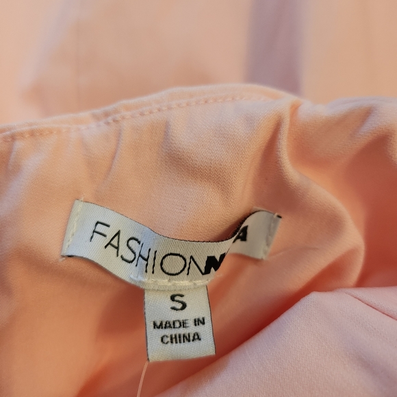 Fashion Nova Borrowed Hearts Mini Dress in Light Pink Size S NWT - Picture 8 of 10